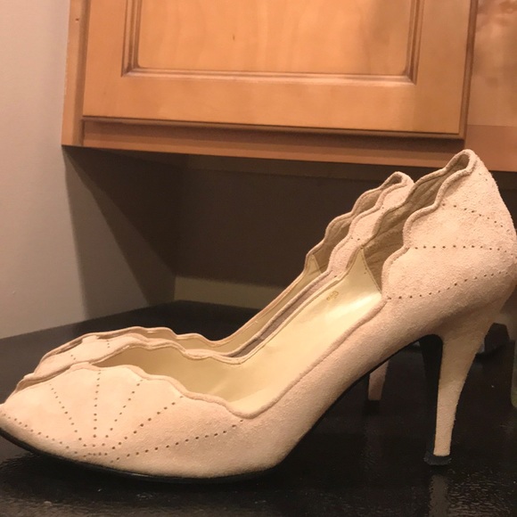 Newport News Shoes - Suede Heels - 8.5 - Newport News